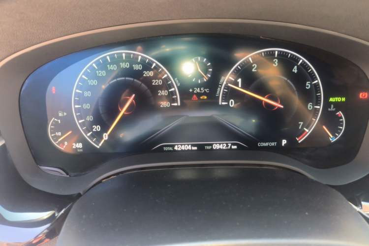 Used BMW 5 Series 2019 530Li Luxury Edition M Sport Package Instrument Cluster