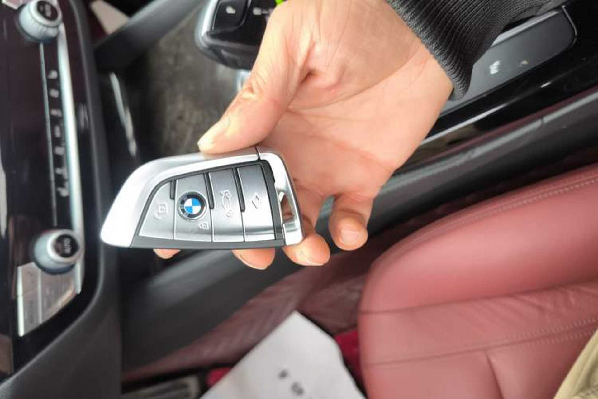 Used BMW 5 Series 2019 530Li Leading Model M Sport Package Interior 1