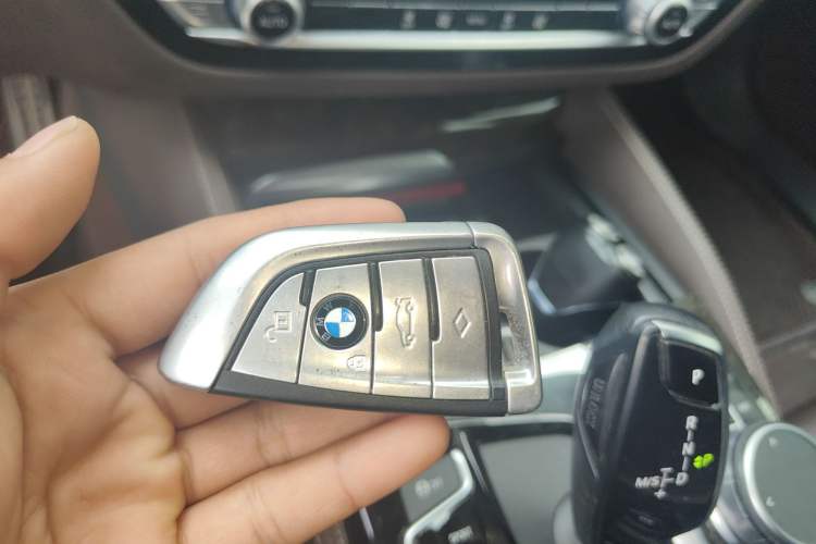 Used BMW 5 Series 2019 Restyled 525Li M Sport Package Interior 1