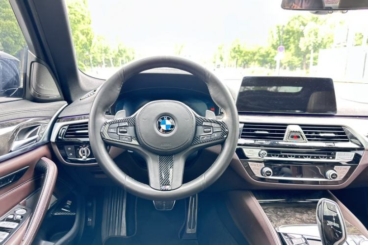 Used BMW 5 Series 2019 530Li Luxury Edition M Sport Package Interior 1