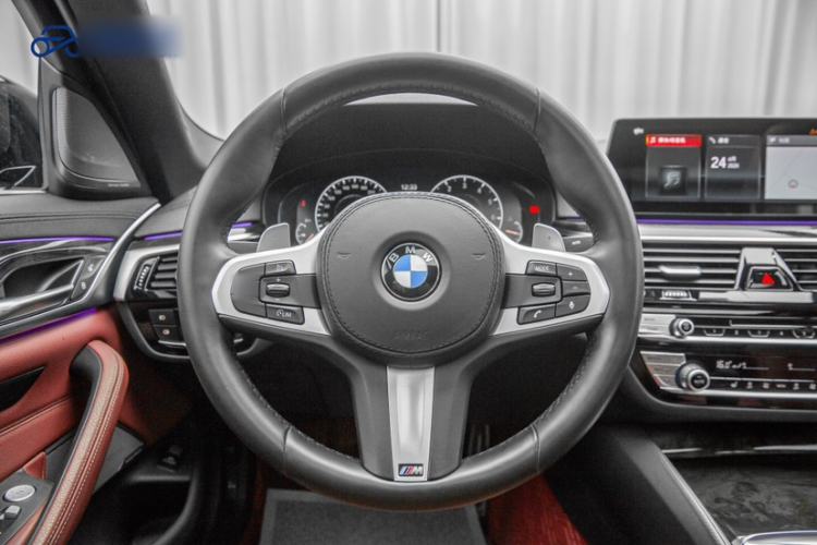 Used BMW 5 Series 2019 530Li xDrive M Sport Package Interior 2