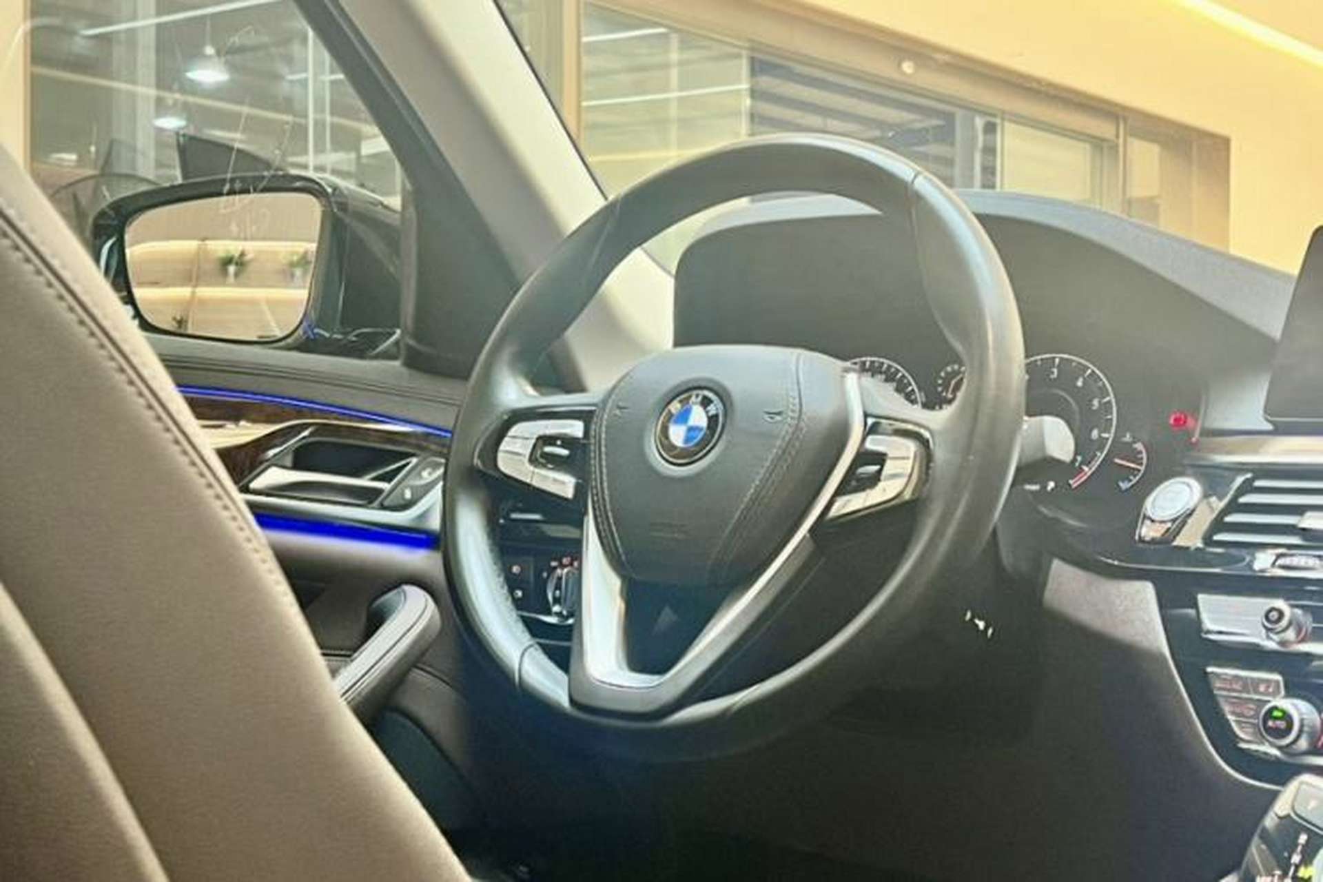 Used BMW 5 Series 2019 525Li Luxury Package Interior 2