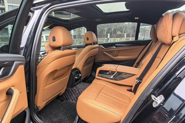 Used BMW 5 Series 2019 Facelifted 530Li Leading Edition M Sport Package Interior 2