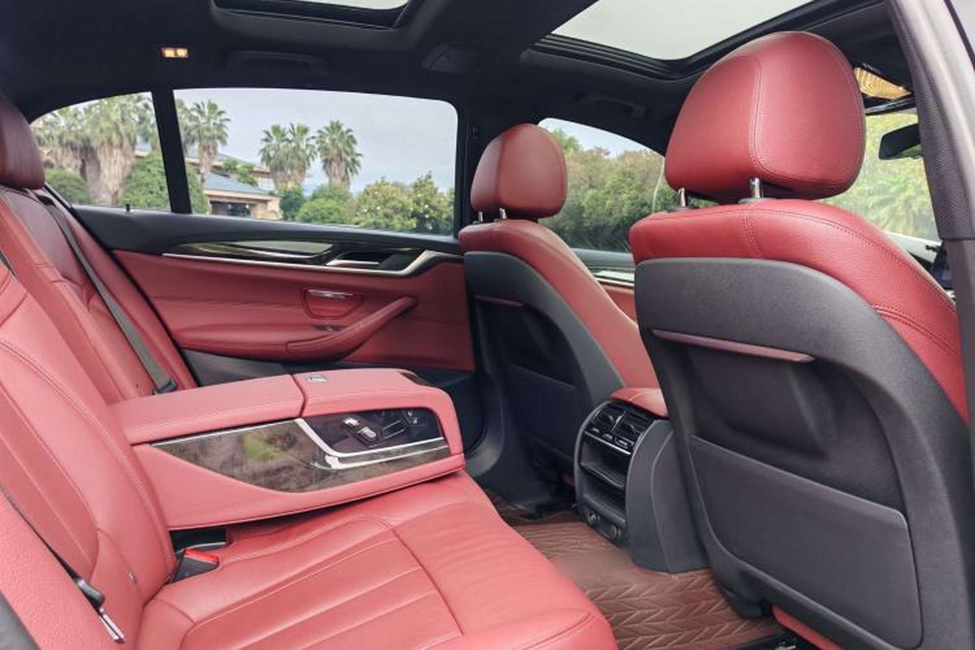 Used BMW 5 Series 2019 530Li Leading Model M Sport Package Interior 3