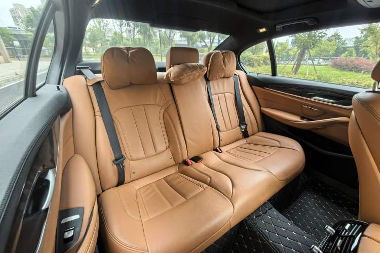 Used BMW 5 Series 2019 Facelifted 530Li Leading Edition M Sport Package Interior 4