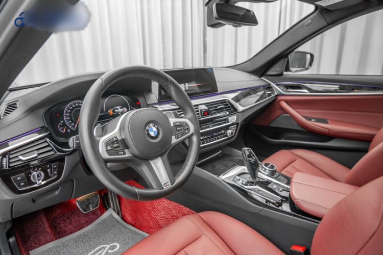 Used BMW 5 Series 2019 530Li xDrive M Sport Package Interior 4