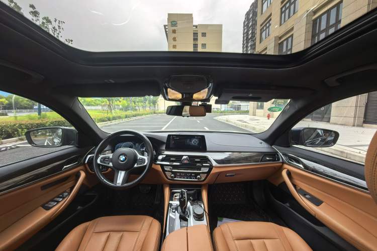 Used BMW 5 Series 2019 Facelifted 530Li Leading Edition M Sport Package Interior 5