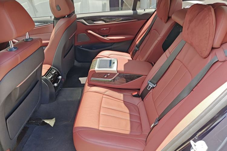 Used BMW 5 Series 2019 Restyled 530Li Luxury Edition M Sport Package Interior 6