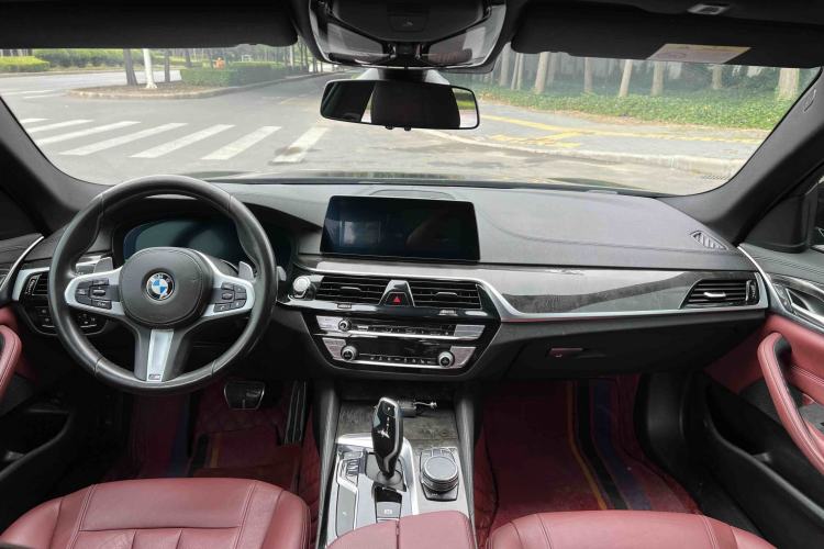 Used BMW 5 Series 2019 530Li Leading Model M Sport Package Interior 6