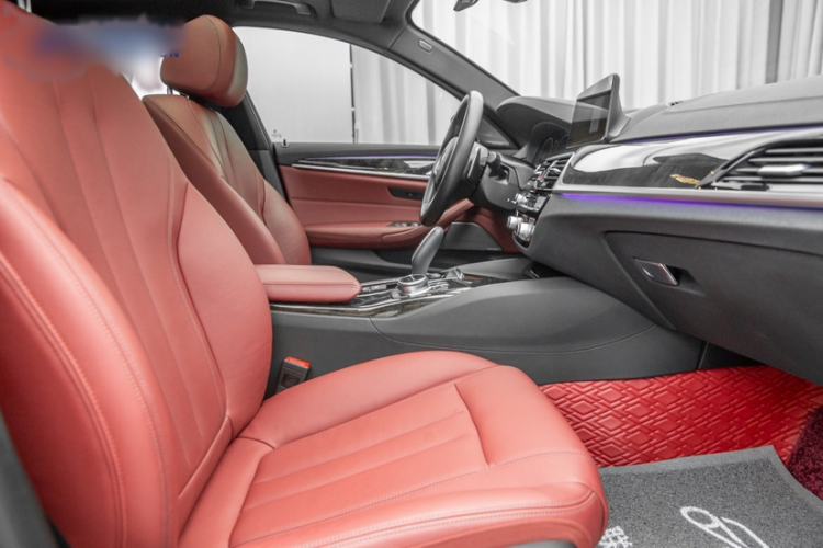 Used BMW 5 Series 2019 530Li xDrive M Sport Package Interior 7