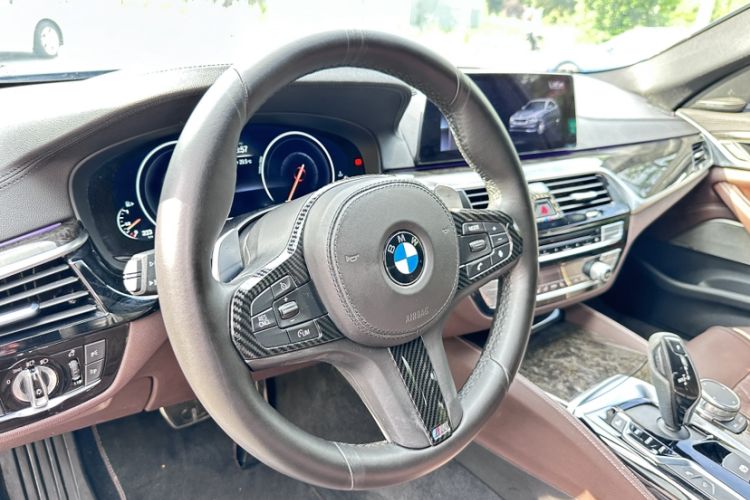 Used BMW 5 Series 2019 530Li Luxury Edition M Sport Package Interior 7