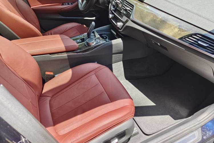 Used BMW 5 Series 2019 Restyled 530Li Luxury Edition M Sport Package Interior 8