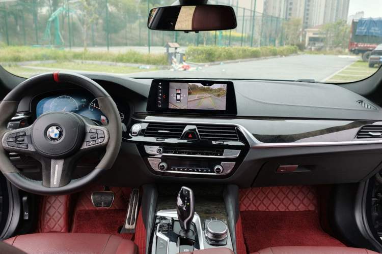 Used BMW 5 Series 2019 Restyled 530Li Luxury Edition M Sport Package Interior 8