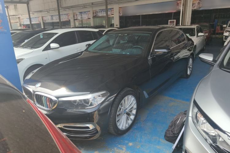 Used BMW 5 Series 2019 530Li Leading Model Luxury Package Guazi used car, China used car export, Used car for sale, Used BMW cars, Cheapest cars for sale