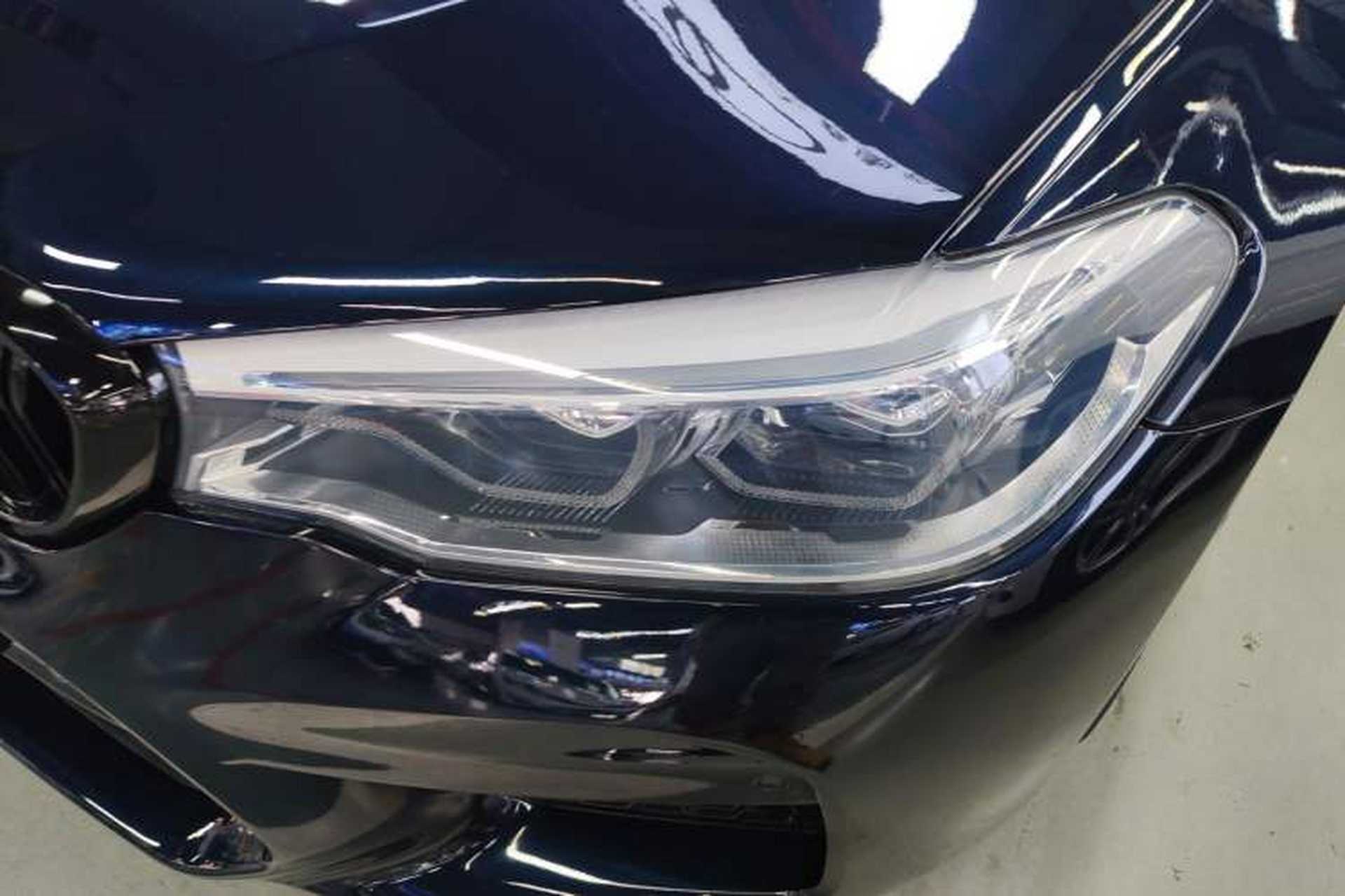 Used BMW 5 Series 2019 Facelifted 530Li Leading Edition M Sport Package Left Front Headlight