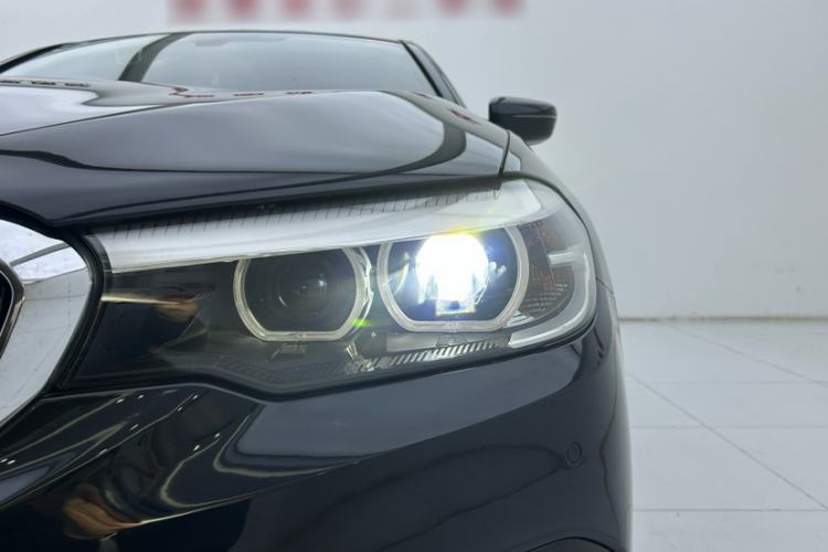 Used BMW 5 Series 2019 525i M Sport Package Left Front Headlight