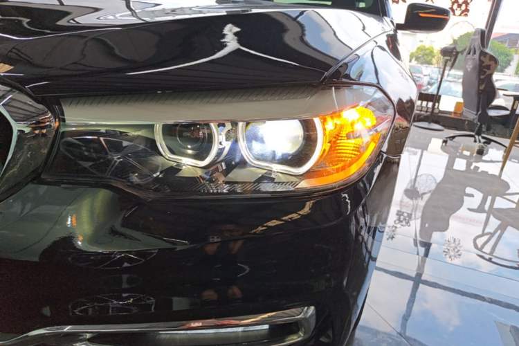 Used BMW 5 Series 2019 525Li Luxury Package Left Front Headlight