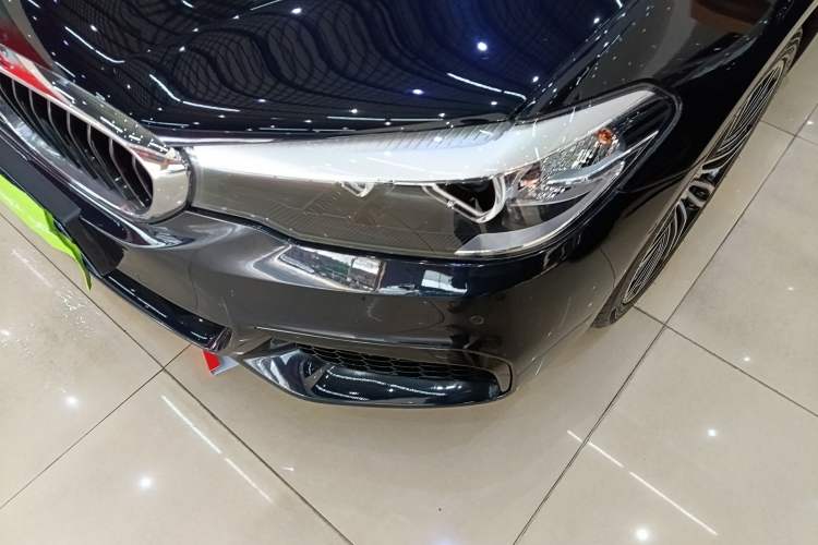 Used BMW 5 Series 2019 530Li Leading Model M Sport Package Left Front Headlight