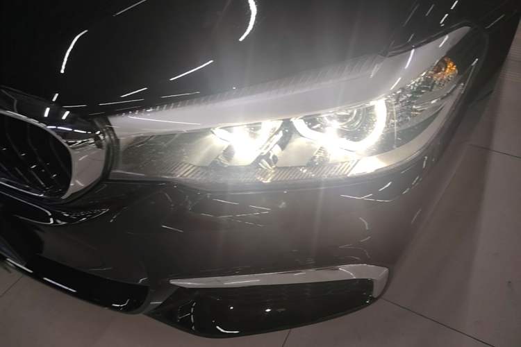 Used BMW 5 Series 2019 530Li Leading Model M Sport Package Left Front Headlight