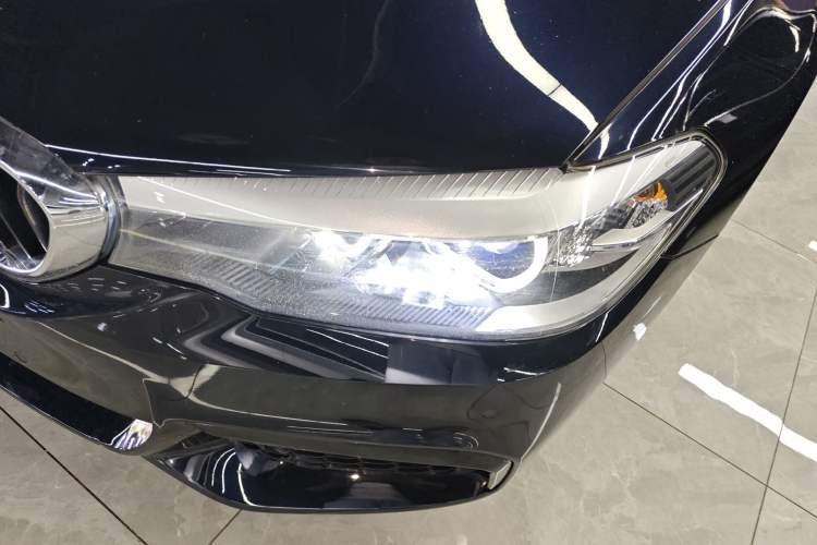 Used BMW 5 Series 2019 530Li Leading Model M Sport Package Left Front Headlight