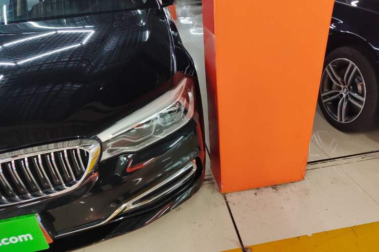 Used BMW 5 Series 2019 Facelifted 530Li Luxury Edition Premium Package Left Front Headlight