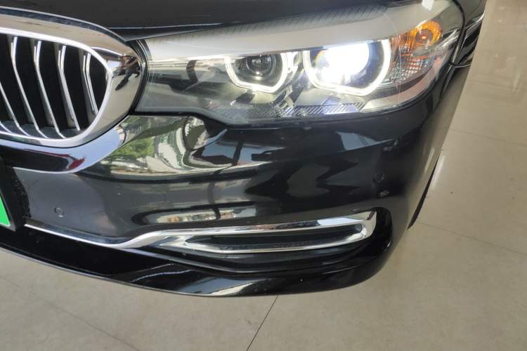 Used BMW 5 Series 2019 Facelifted 530Li Leading Edition Luxury Package Left Front Headlight
