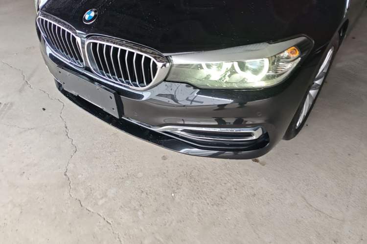 Used BMW 5 Series 2019 Facelifted 530Li Leading Edition Luxury Package Left Front Headlight