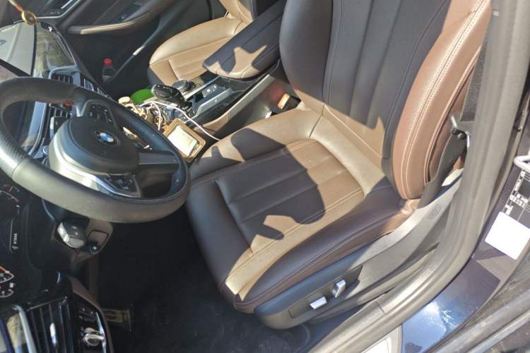 Used BMW 5 Series 2019 525Li M Sport Package Left Front Seat