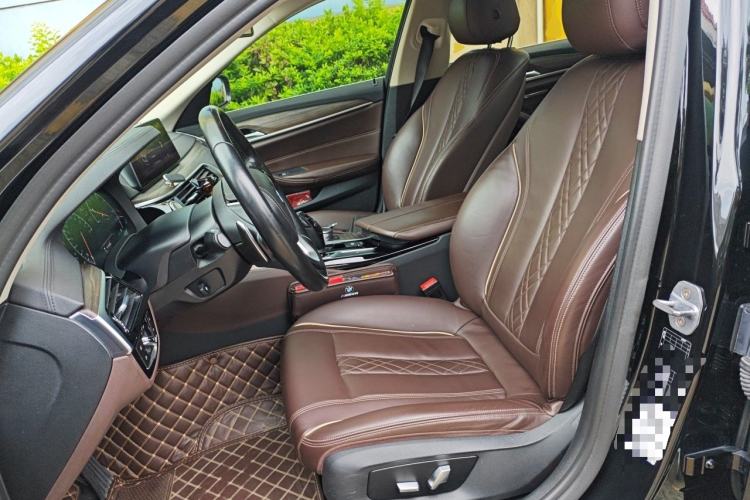 Used BMW 5 Series 2019 530Li Leading Model Luxury Package Left Front Seat