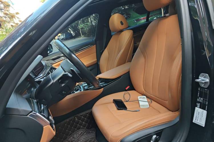 Used BMW 5 Series 2019 530Li Leading Model M Sport Package Left Front Seat