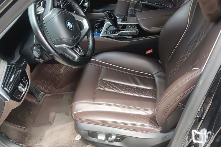 Used BMW 5 Series 2019 Facelifted 530Li Leading Edition Luxury Package Left Front Seat