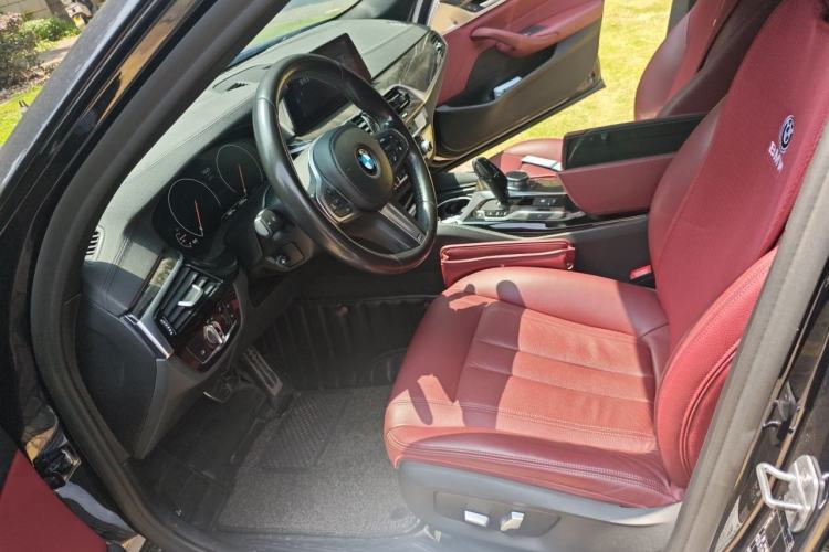 Used BMW 5 Series 2019 Facelifted 530Li Leading Edition M Sport Package Left Front Seat