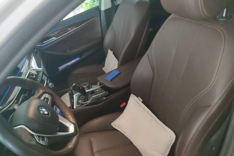 Used BMW 5 Series 2019 525Li Luxury Package Left Front Seat