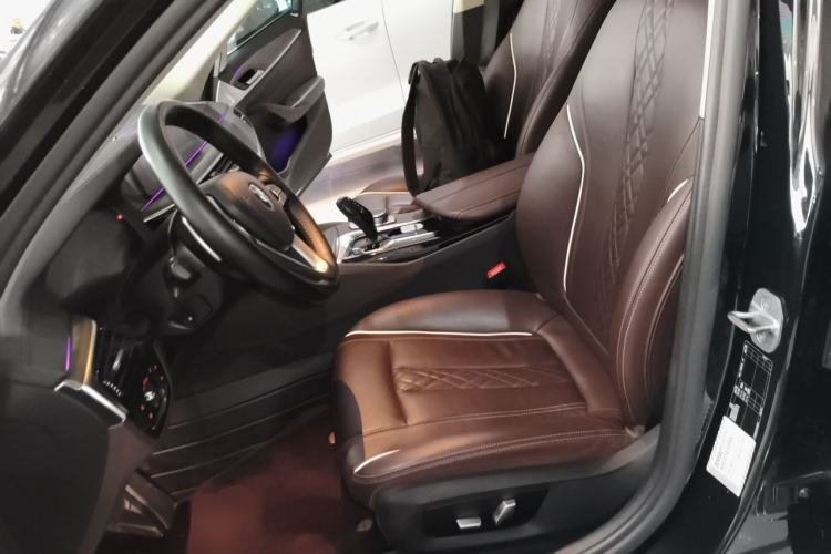Used BMW 5 Series 2019 530Li Leading Model Luxury Package Left Front Seat