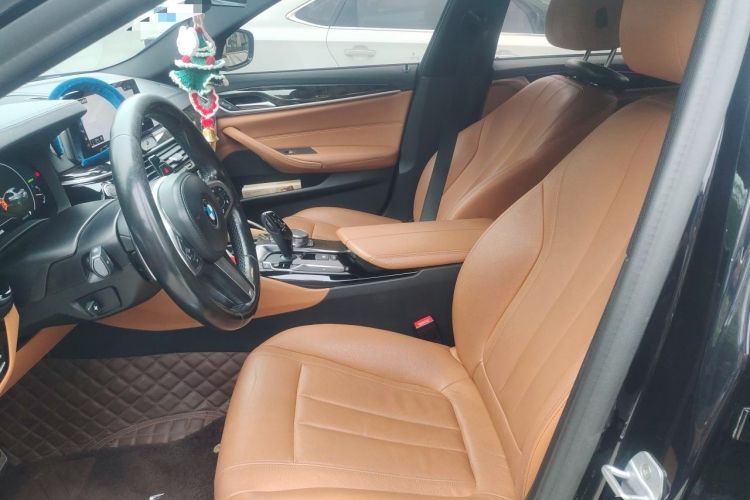 Used BMW 5 Series 2019 530Li Leading Model M Sport Package Left Front Seat