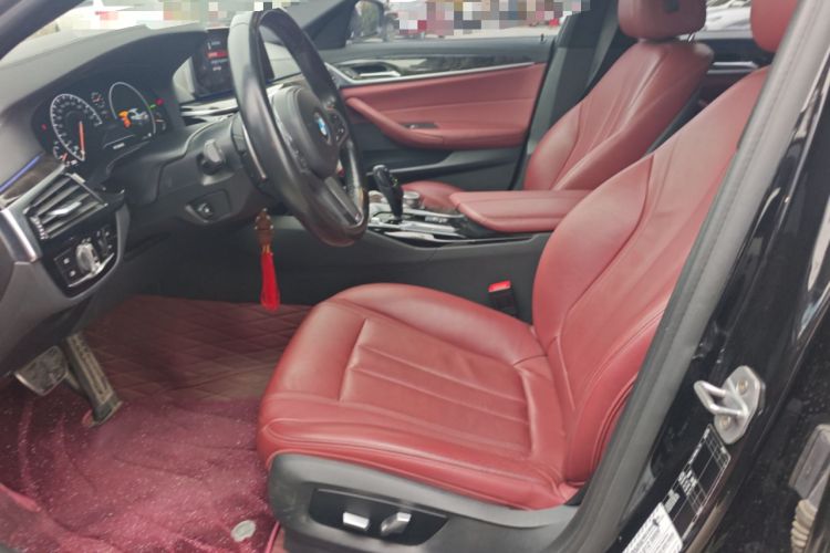 Used BMW 5 Series 2019 530Li Leading Model M Sport Package Left Front Seat