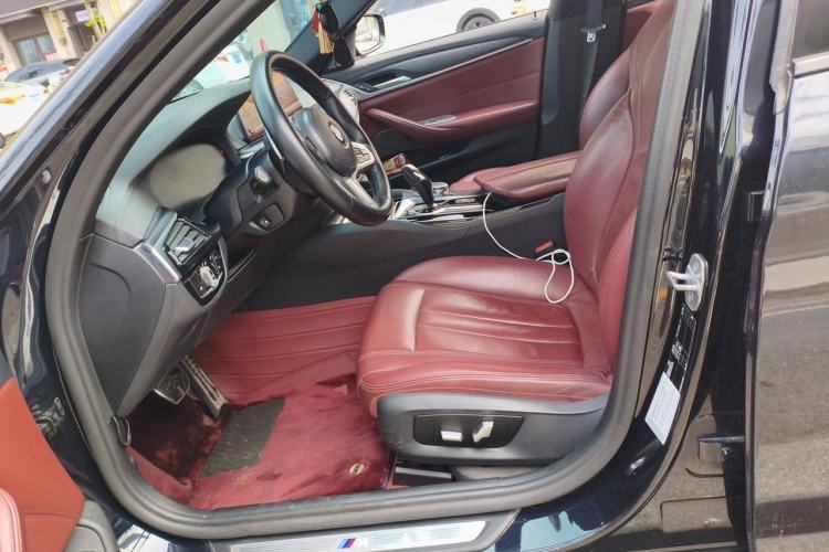 Used BMW 5 Series 2019 Facelifted 530Li Leading Edition M Sport Package Left Front Seat
