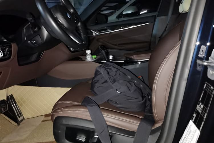 Used BMW 5 Series 2019 525Li M Sport Package Left Front Seat