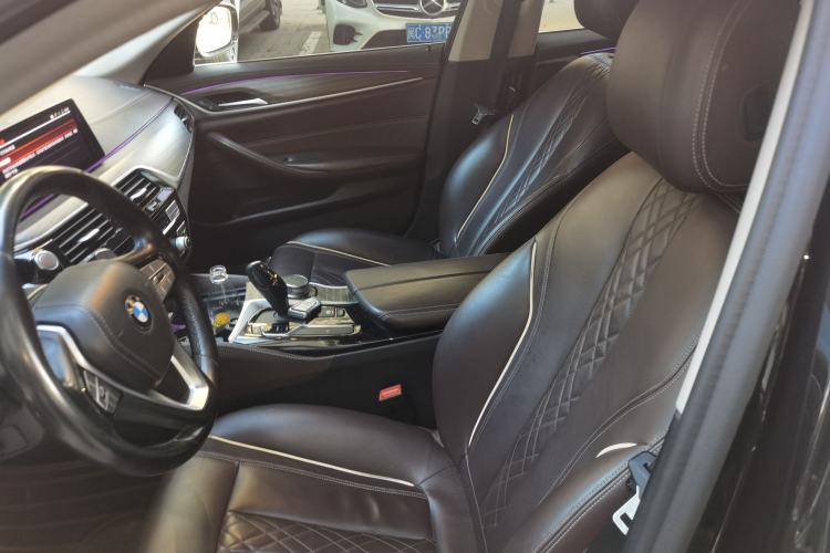 Used BMW 5 Series 2019 530Li xDrive Luxury Package Left Front Seat