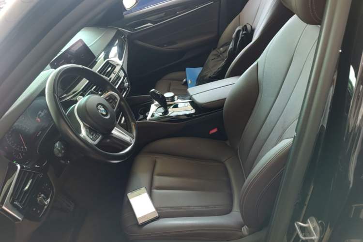 Used BMW 5 Series 2019 525Li M Sport Package Left Front Seat