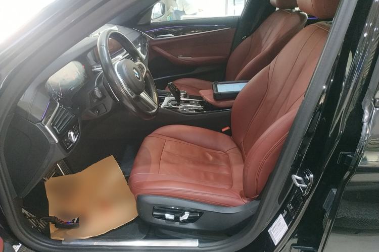 Used BMW 5 Series 2019 530Li Leading Model M Sport Package Left Front Seat