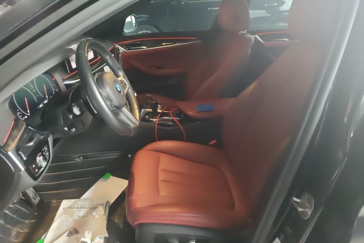 Used BMW 5 Series 2019 530Li Leading Model M Sport Package Left Front Seat
