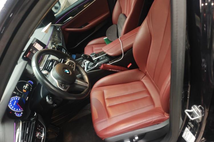 Used BMW 5 Series 2019 Facelifted 530Li Leading Edition M Sport Package Left Front Seat