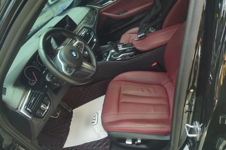 Used BMW 5 Series 2019 530Li Leading Model M Sport Package Left Front Seat