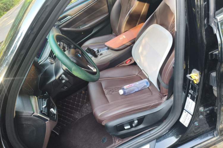 Used BMW 5 Series 2019 530Li Leading Model Luxury Package Left Front Seat