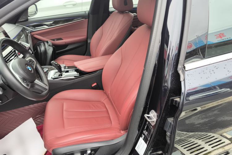 Used BMW 5 Series 2019 530Li Leading Model M Sport Package Left Front Seat