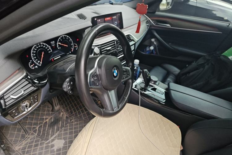 Used BMW 5 Series 2019 530i M Sport Package Left Front Seat