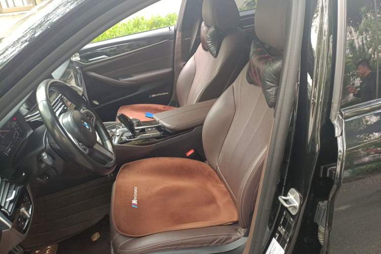 Used BMW 5 Series 2019 525Li M Sport Package Left Front Seat