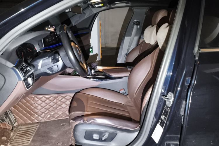 Used BMW 5 Series 2019 525Li M Sport Package Left Front Seat