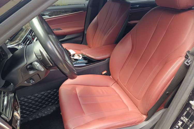 Used BMW 5 Series 2019 Facelifted 530Li xDrive M Sport Package Left Front Seat